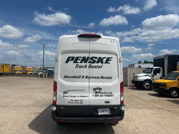 Used 2023 Ford Transit 250 - photo 9