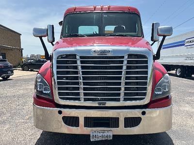 Used 2020 Freightliner Cascadia Detroit DD13 Semi Truck for sale #289300 - photo 2