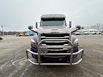 Used 2020 Freightliner Cascadia Detroit DD15AT Semi Truck with Sleeper Cab for sale #289662 - photo 2