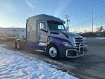 Used 2020 Freightliner Cascadia Detroit DD15AT Semi Truck with Sleeper Cab for sale #289664 - photo 1