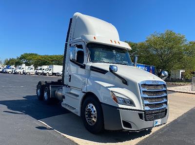 Used 2020 Freightliner Cascadia Detroit DD13 Semi Truck for sale #289750 - photo 1