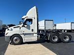 Used 2020 Freightliner Cascadia Detroit DD13 Semi Truck for sale #289750 - photo 4