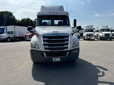 Used 2020 Freightliner Cascadia Detroit DD13 Semi Truck for sale #289818 - photo 2