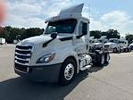 Used 2020 Freightliner Cascadia Detroit DD13 Semi Truck for sale #289818 - photo 3