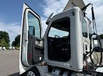 Used 2020 Freightliner Cascadia Detroit DD13 Semi Truck for sale #289819 - photo 9