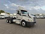 Used 2020 Freightliner Cascadia Detroit DD13 Semi Truck for sale #289820 - photo 1