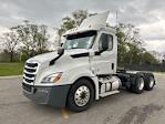 Used 2020 Freightliner Cascadia Detroit DD13 Semi Truck for sale #289821 - photo 3