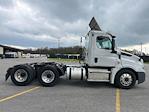 Used 2020 Freightliner Cascadia Detroit DD13 Semi Truck for sale #289821 - photo 8