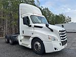Used 2020 Freightliner Cascadia Detroit DD15AT Semi Truck for sale #290253 - photo 1