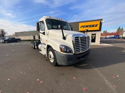 Used 2020 Freightliner Cascadia Detroit DD13 Semi Truck for sale #290399 - photo 1