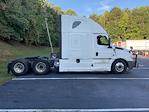 Used 2020 Freightliner Cascadia Detroit DD15AT Semi Truck with Sleeper Cab for sale #291381 - photo 8