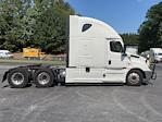 Used 2020 Freightliner Cascadia Detroit DD15AT Semi Truck with Sleeper Cab for sale #291382 - photo 8