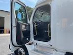 Used 2020 Freightliner Cascadia Detroit DD15AT Semi Truck with Sleeper Cab for sale #291382 - photo 9