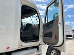 Used 2020 Freightliner Cascadia Detroit DD15AT Semi Truck with Sleeper Cab for sale #291518 - photo 13