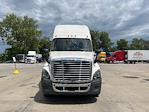 Used 2020 Freightliner Cascadia Detroit DD15AT Semi Truck with Sleeper Cab for sale #291518 - photo 2
