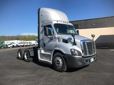 Used 2020 Freightliner Cascadia Detroit DD13 Semi Truck for sale #292691 - photo 1