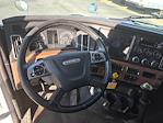 Used 2020 Freightliner Cascadia Detroit DD15AT Semi Truck with Sleeper Cab for sale #295167 - photo 11