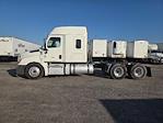 Used 2020 Freightliner Cascadia Detroit DD15AT Semi Truck with Sleeper Cab for sale #295167 - photo 4