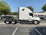 Used 2022 Freightliner Cascadia Detroit DD15AT Semi Truck with Sleeper Cab for sale #295197 - photo 8