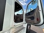 Used 2020 Freightliner Cascadia Detroit DD13 Semi Truck for sale #295509 - photo 10