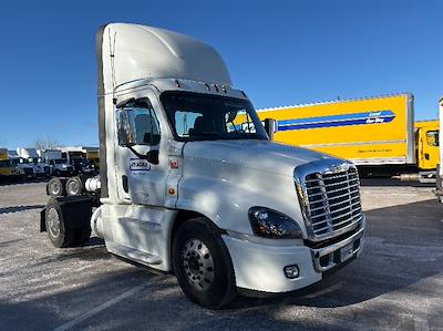 Used 2020 Freightliner Cascadia Detroit DD13 Semi Truck for sale #295520 - photo 1