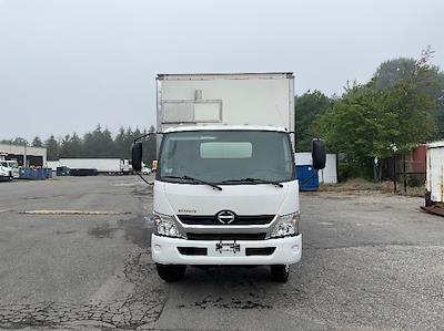 Used 2020 Hino 195 Single Cab Box Truck with Liftgate for sale #296715 - photo 2