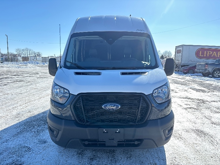Used 2023 Ford Transit 250 - photo 28