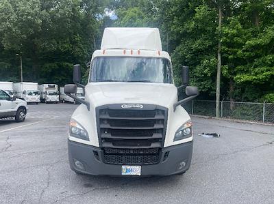 Used 2020 Freightliner Cascadia Detroit DD13 Semi Truck for sale #299295 - photo 2