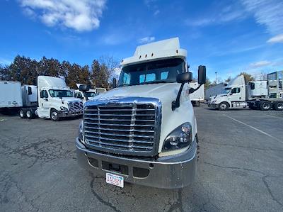 Used 2018 Freightliner Cascadia Detroit DD13 Semi Truck for sale #300107 - photo 2