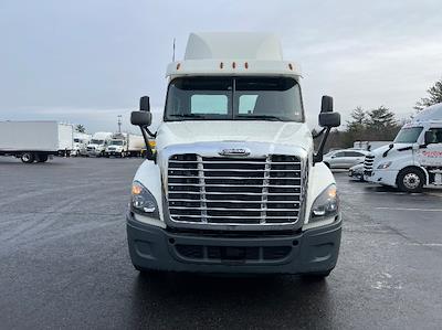 Used 2018 Freightliner Cascadia - photo 1