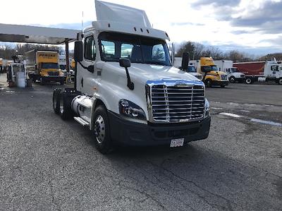Used 2018 Freightliner Cascadia Detroit DD13 Semi Truck for sale #300197 - photo 1