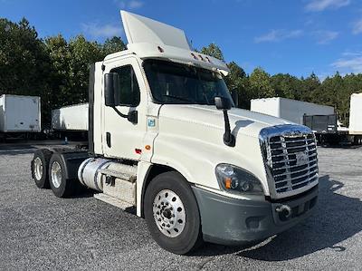 Used 2018 Freightliner Cascadia Detroit DD13 Semi Truck for sale #300198 - photo 1