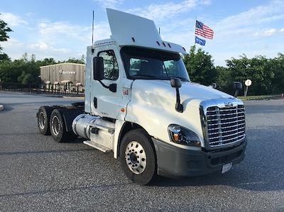 Used 2018 Freightliner Cascadia Detroit DD13 Semi Truck for sale #300209 - photo 1