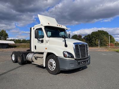 Used 2018 Freightliner Cascadia Detroit DD13 Semi Truck for sale #300210 - photo 1