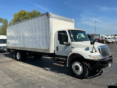 Used 2020 International MV Box Truck with Liftgate for sale #301183 - photo 1