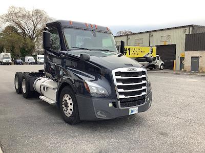Used 2020 Freightliner Cascadia Detroit DD15AT Semi Truck for sale #301702 - photo 1