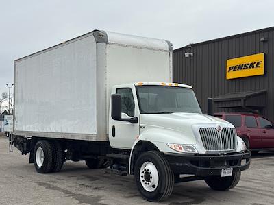 Used 2020 International MV Box Truck with Liftgate for sale #301887 - photo 1