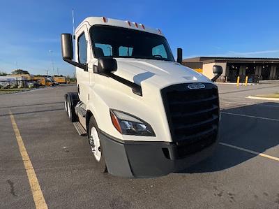 Used 2020 Freightliner Cascadia Detroit DD13 Semi Truck for sale #301918 - photo 1