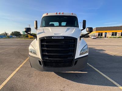 Used 2020 Freightliner Cascadia Detroit DD13 Semi Truck for sale #301918 - photo 2