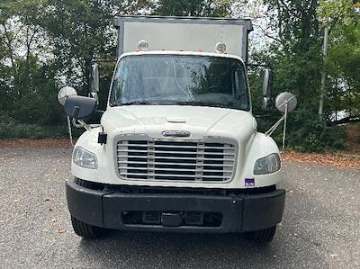 Used 2020 Freightliner M2 106 Glass Body for sale #302134 - photo 2