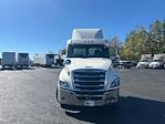 Used 2020 Freightliner Cascadia Detroit DD15AT Semi Truck for sale #302645 - photo 2