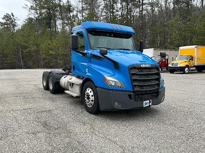 Used 2019 Freightliner Cascadia Detroit DD13 Semi Truck for sale #303094 - photo 1