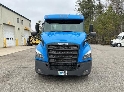 Used 2019 Freightliner Cascadia Detroit DD13 Semi Truck for sale #303094 - photo 2