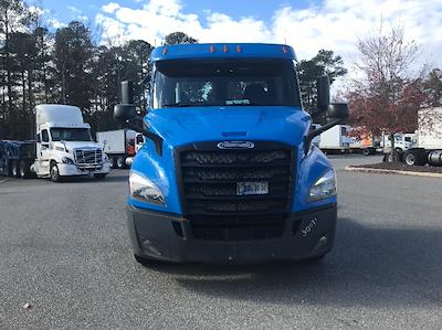 Used 2019 Freightliner Cascadia Detroit DD13 Semi Truck for sale #303097 - photo 2