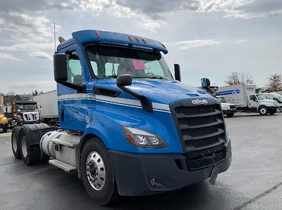 Used 2019 Freightliner Cascadia - photo 1