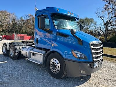 Used 2019 Freightliner Cascadia Detroit DD13 Semi Truck for sale #303116 - photo 1