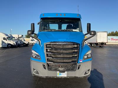 Used 2019 Freightliner Cascadia Detroit DD13 Semi Truck for sale #303122 - photo 2