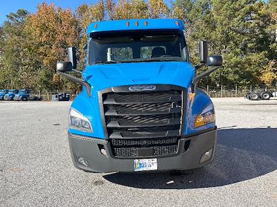 Used 2019 Freightliner Cascadia Detroit DD13 Semi Truck for sale #303124 - photo 2