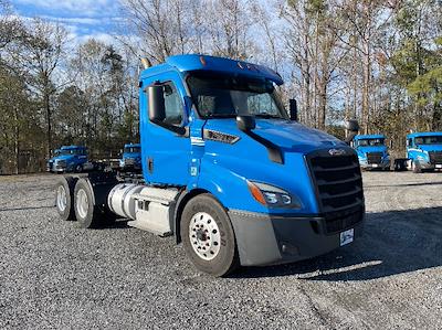Used 2019 Freightliner Cascadia Detroit DD13 Semi Truck for sale #303129 - photo 1