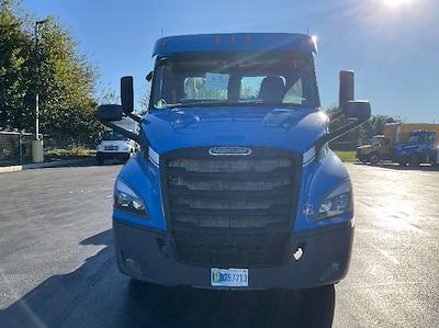 Used 2019 Freightliner Cascadia Detroit DD13 Semi Truck for sale #303135 - photo 2